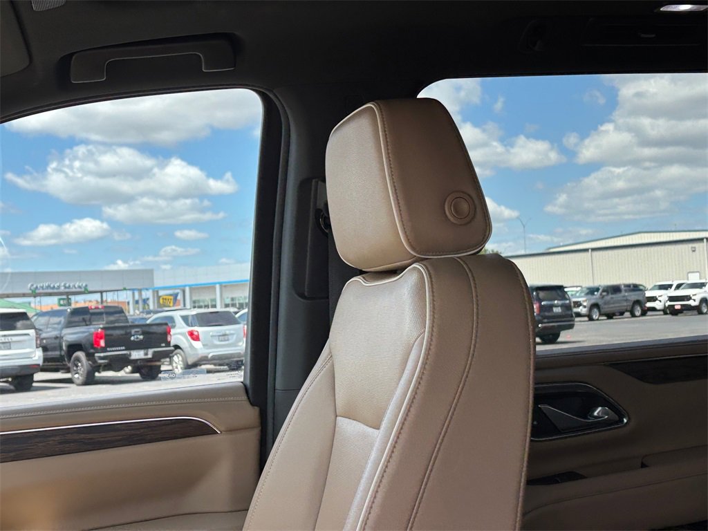 Used 2023 Chevrolet Tahoe Premier image 13