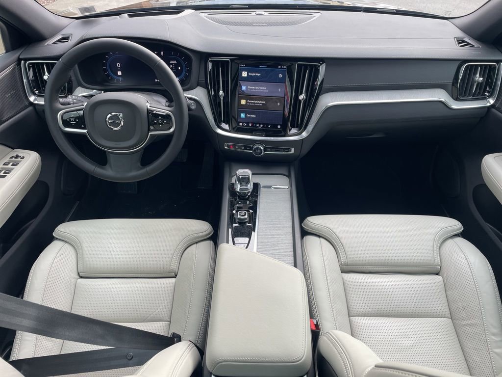 Certified 2025 Volvo V60 B5 Cross Country Ultra image 25