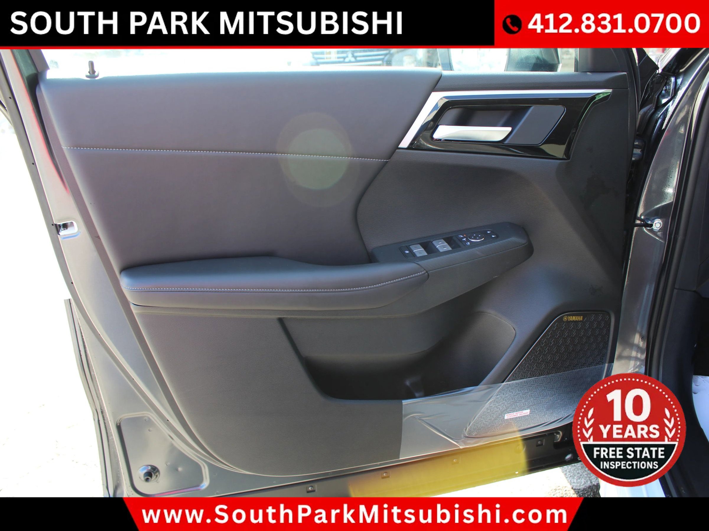 New 2026 Mitsubishi Outlander SE image 13