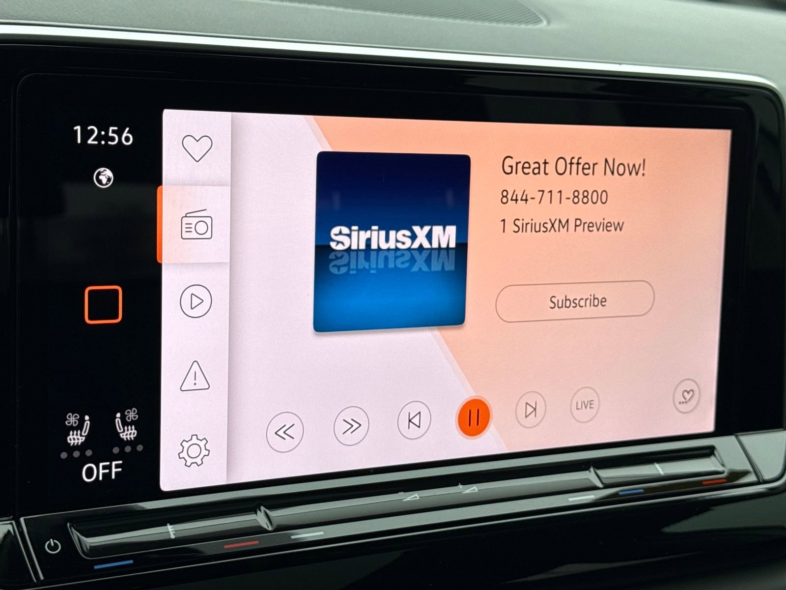 Used 2024 Volkswagen Atlas Peak Edition SE image 19