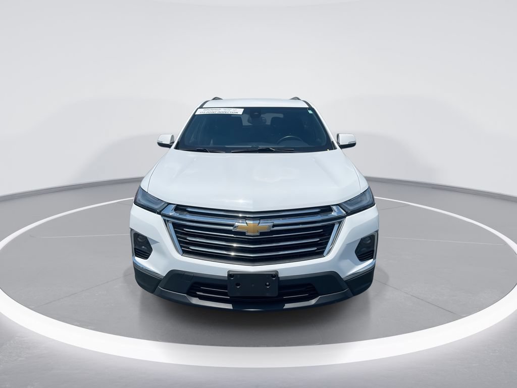 Used 2023 Chevrolet Traverse LT AWD/4WD image 3