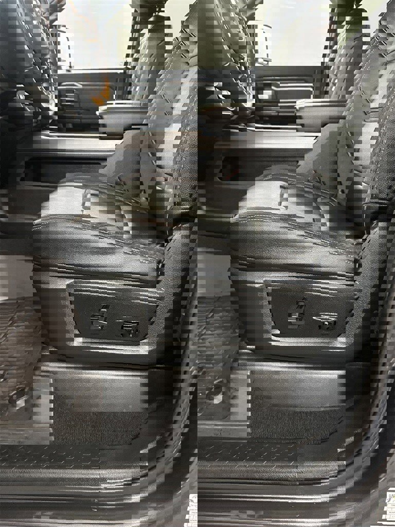 Used 2023 RAM 2500 Big Horn w/ Level 2 Equipment Group image 19