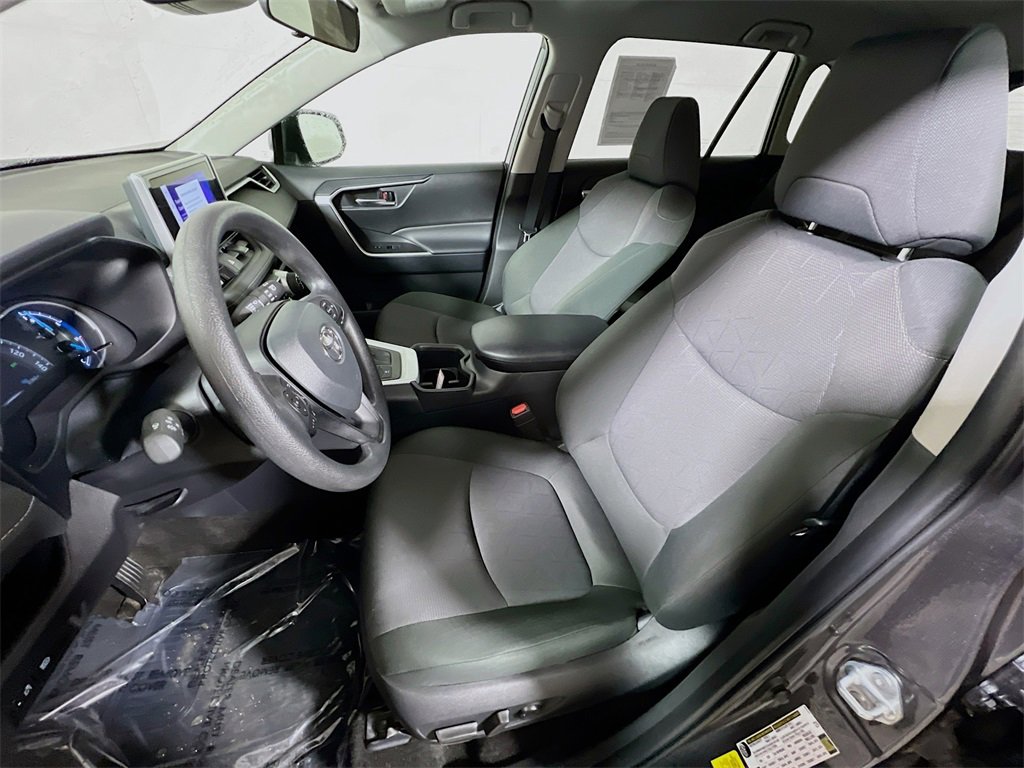 Certified 2025 Toyota RAV4 XLE image 19