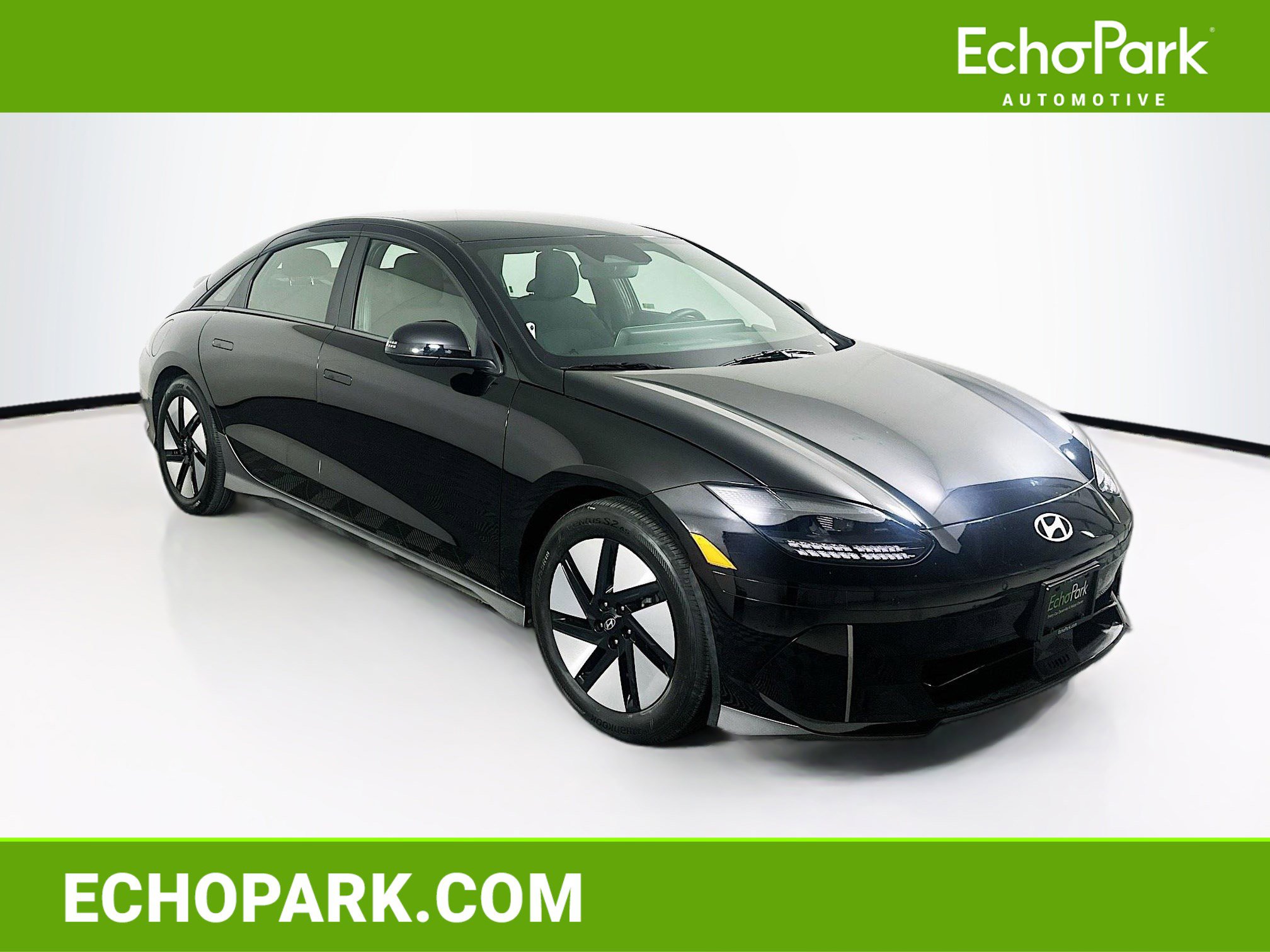 Used 2024 Hyundai Ioniq 6 SE RWD image 1
