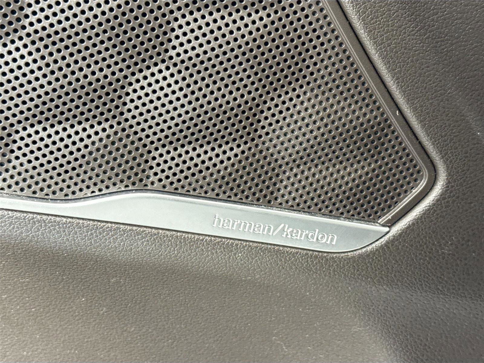 Used 2022 Hyundai Santa Fe SEL Premium AWD/4WD image 30