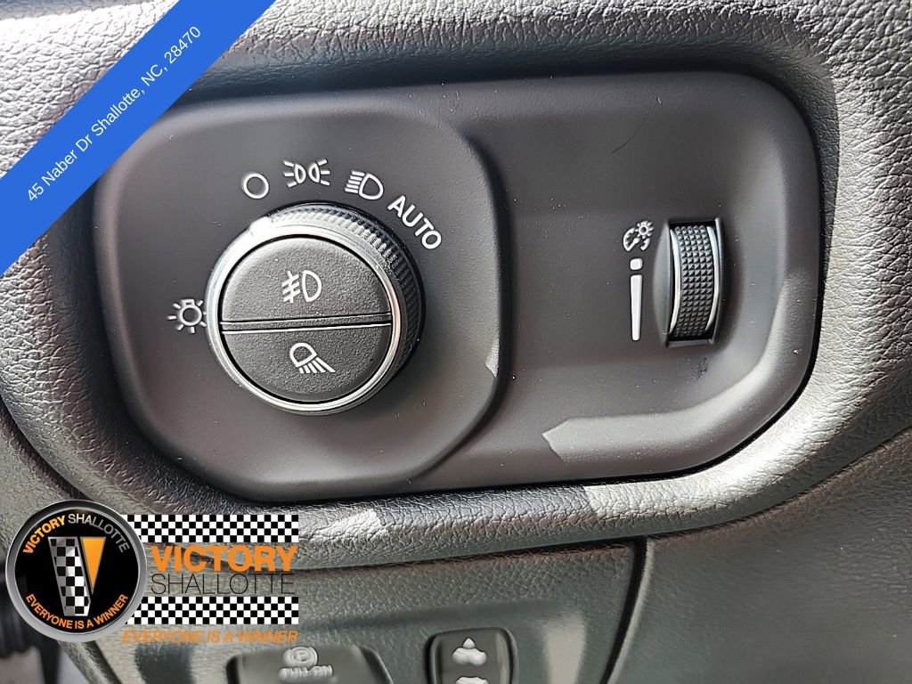 New 2026 RAM 1500 4x4 Crew Cab image 24