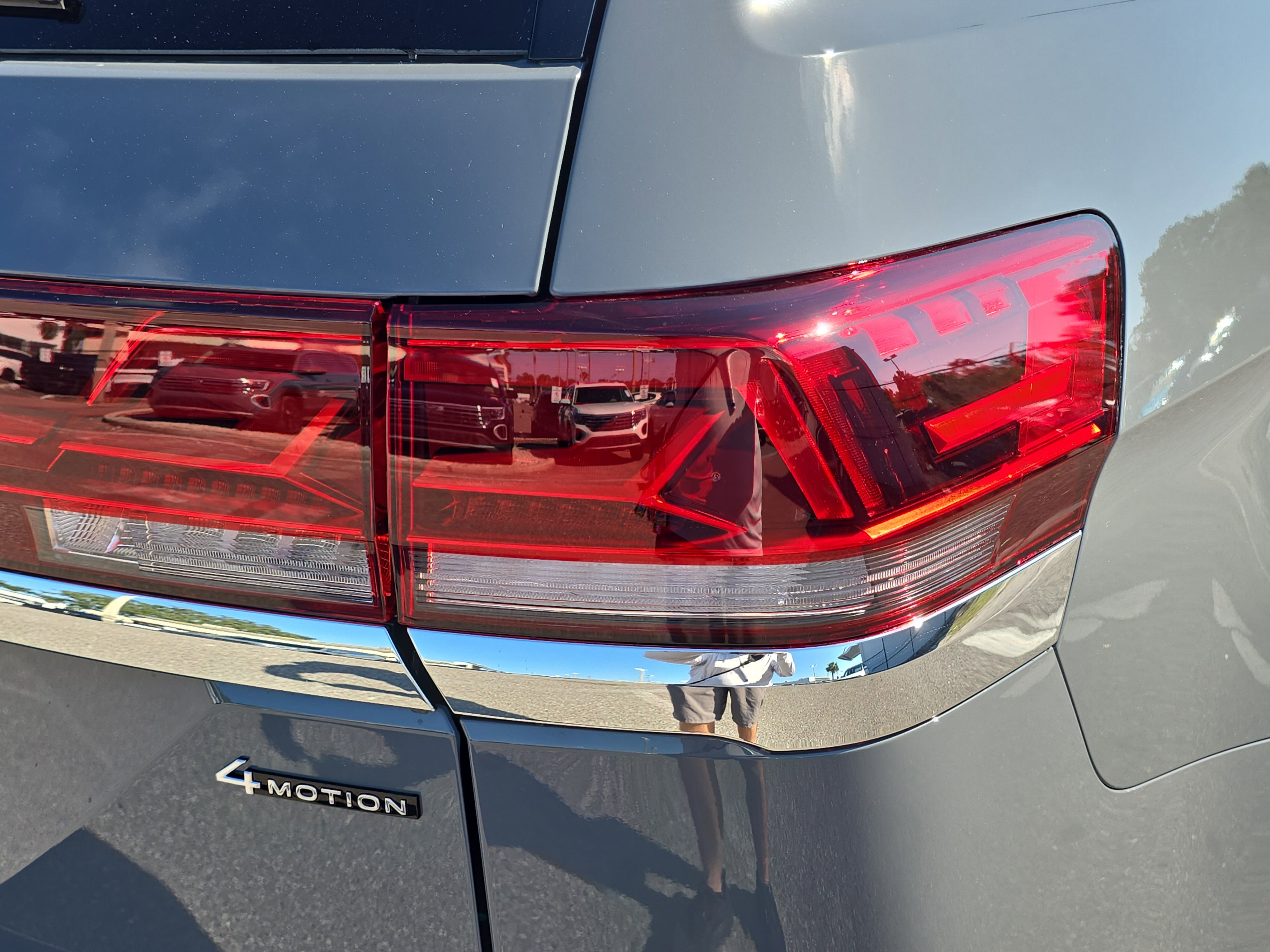 New 2026 Volkswagen Atlas SEL image 7