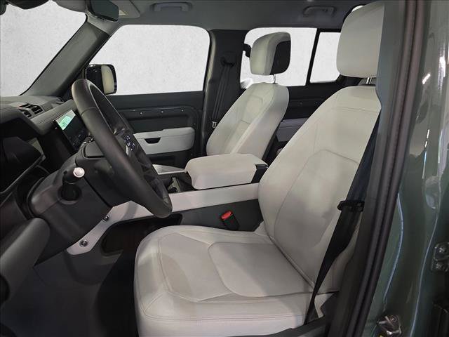 Used 2026 Land Rover Defender 110 Trophy Edition AWD/4WD image 14