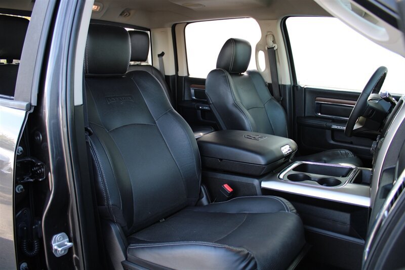 Used 2016 RAM 2500 Laramie w/ Convenience Group AWD/4WD image 40