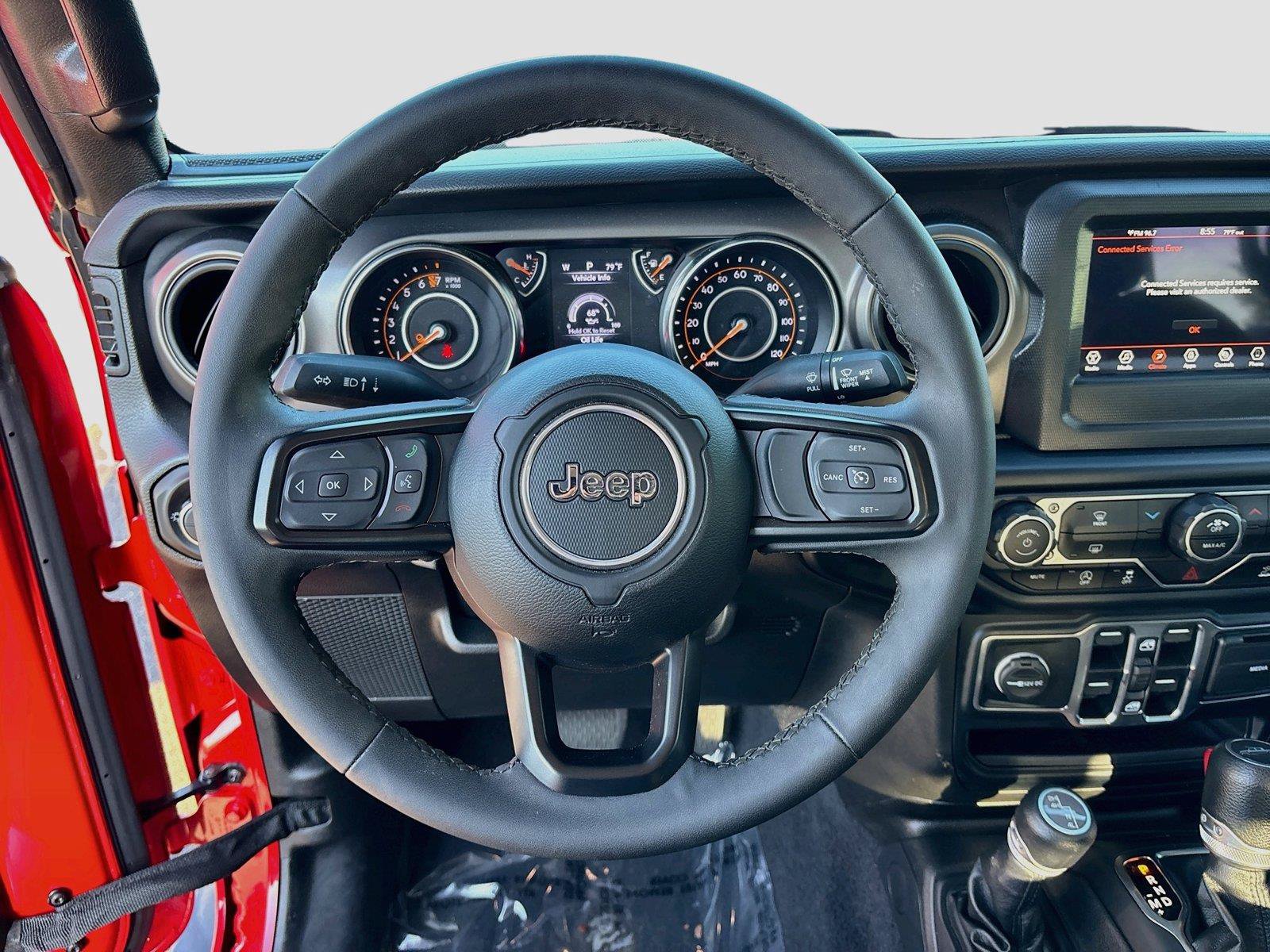 Used 2023 Jeep Gladiator Sport AWD/4WD image 11