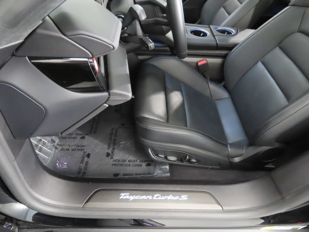 Certified 2024 Porsche Taycan Turbo S AWD/4WD image 37
