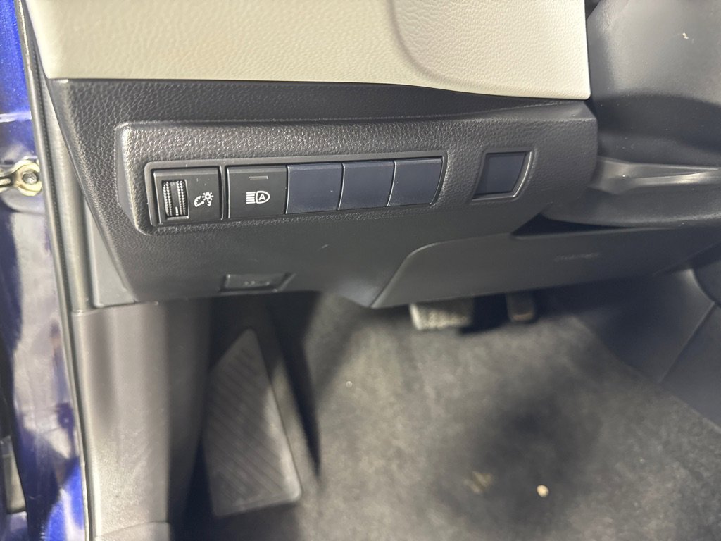 Used 2021 Toyota Corolla SE image 14
