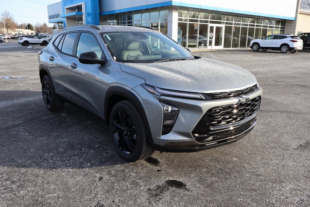 New 2026 Chevrolet Trax ACTIV image 2