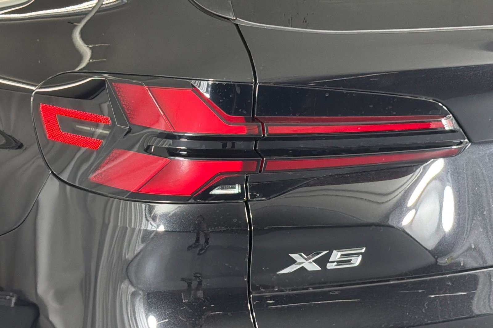 New 2026 BMW X5 xDrive50e w/ Climate Comfort Package AWD/4WD image 27