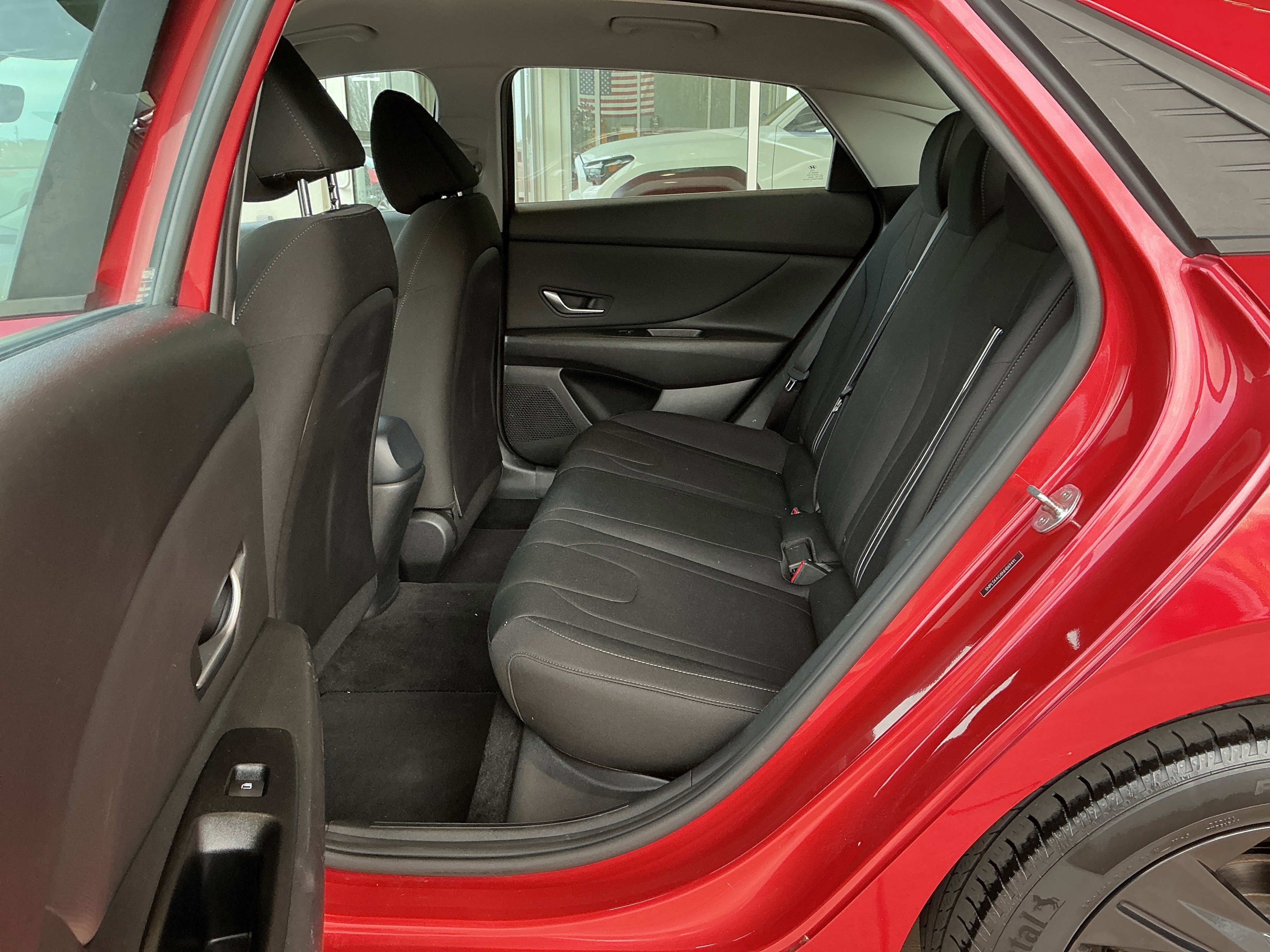 Used 2022 Hyundai Elantra SEL w/ Convenience Package image 18