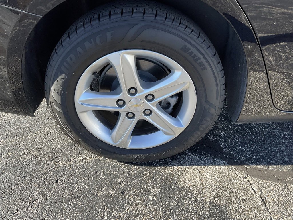Used 2023 Chevrolet Malibu LT image 6