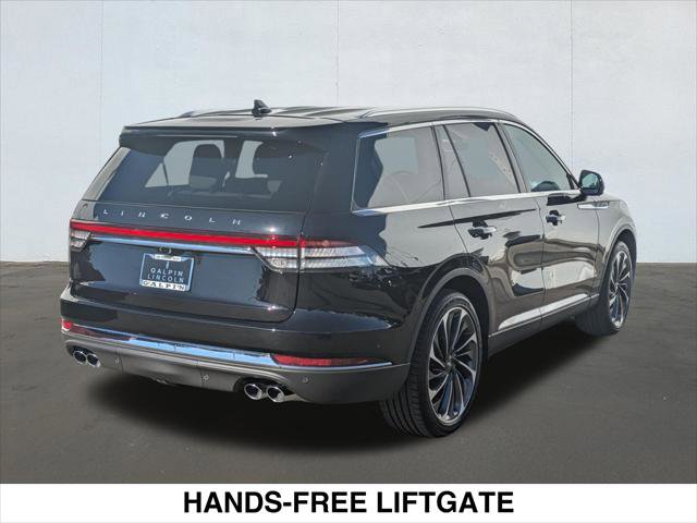 Used 2023 Lincoln Aviator Reserve w/ Equipment Group 201A AWD/4WD image 5