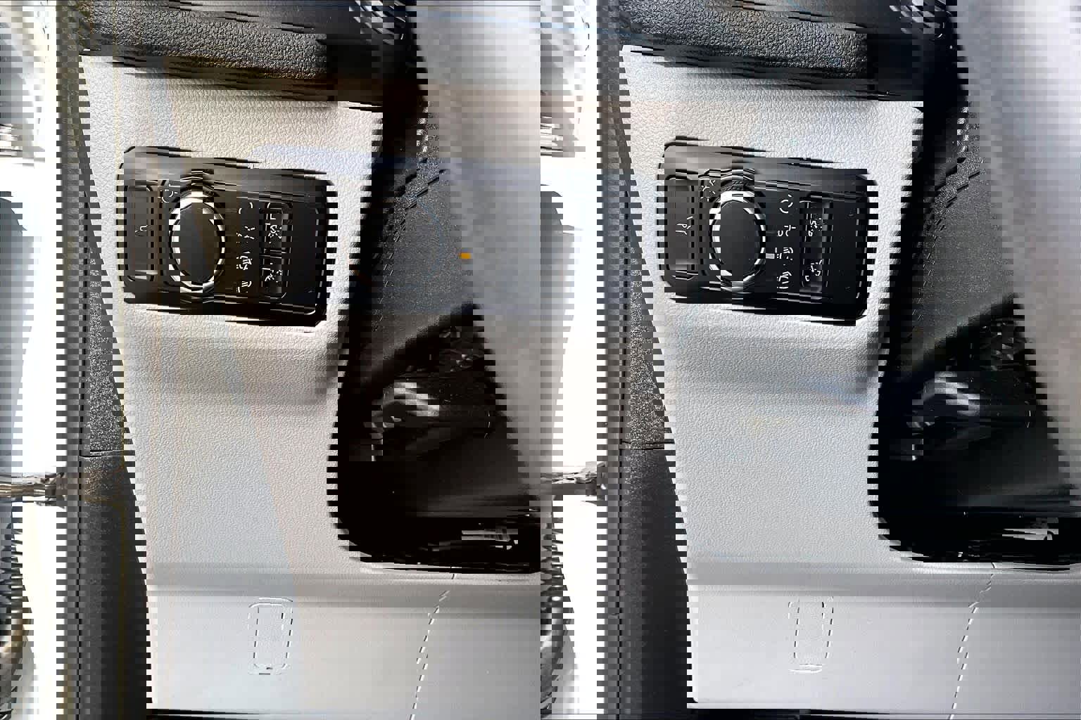 Used 2024 Ford Escape Active image 31