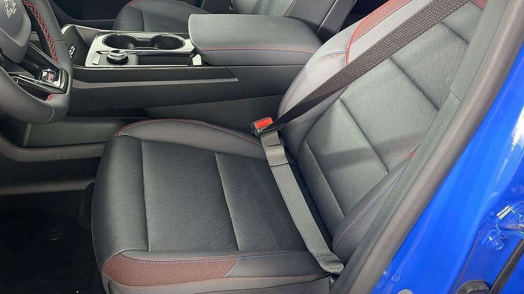 New 2025 Chevrolet Equinox RS w/ Safety and Technology Package image 12