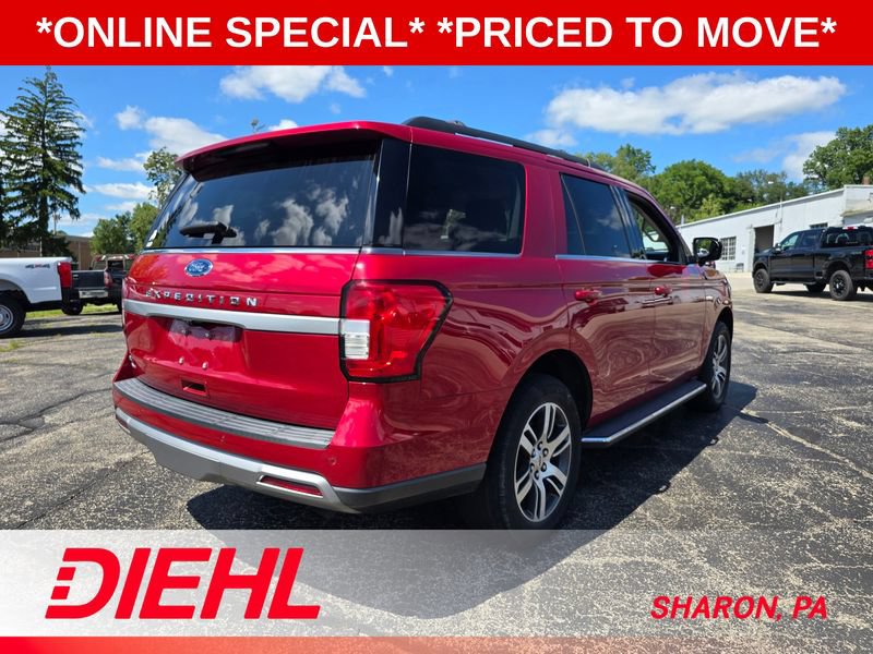 Used 2022 Ford Expedition XLT AWD/4WD image 7