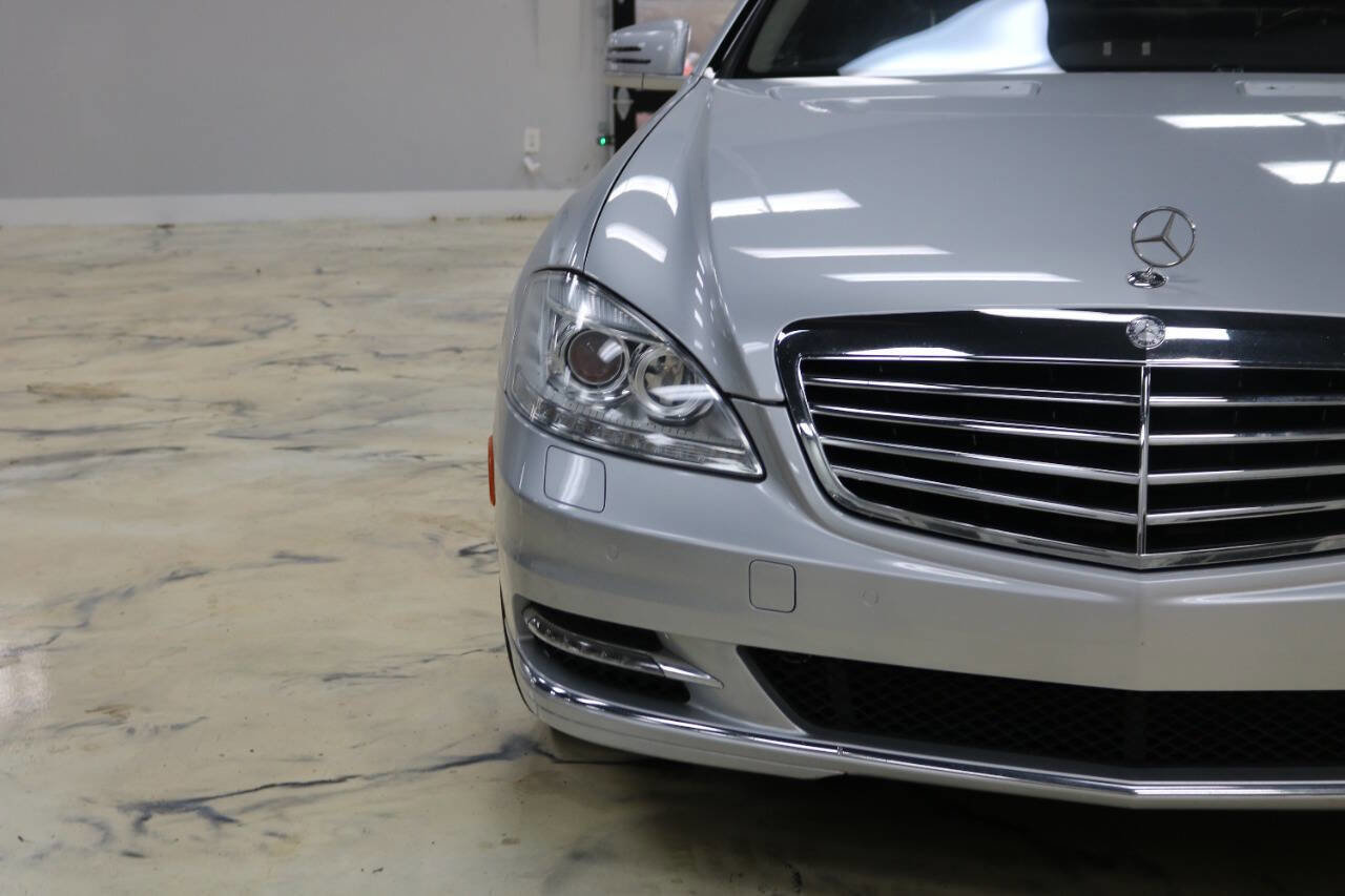Used 2013 Mercedes-Benz S 550 4MATIC image 7