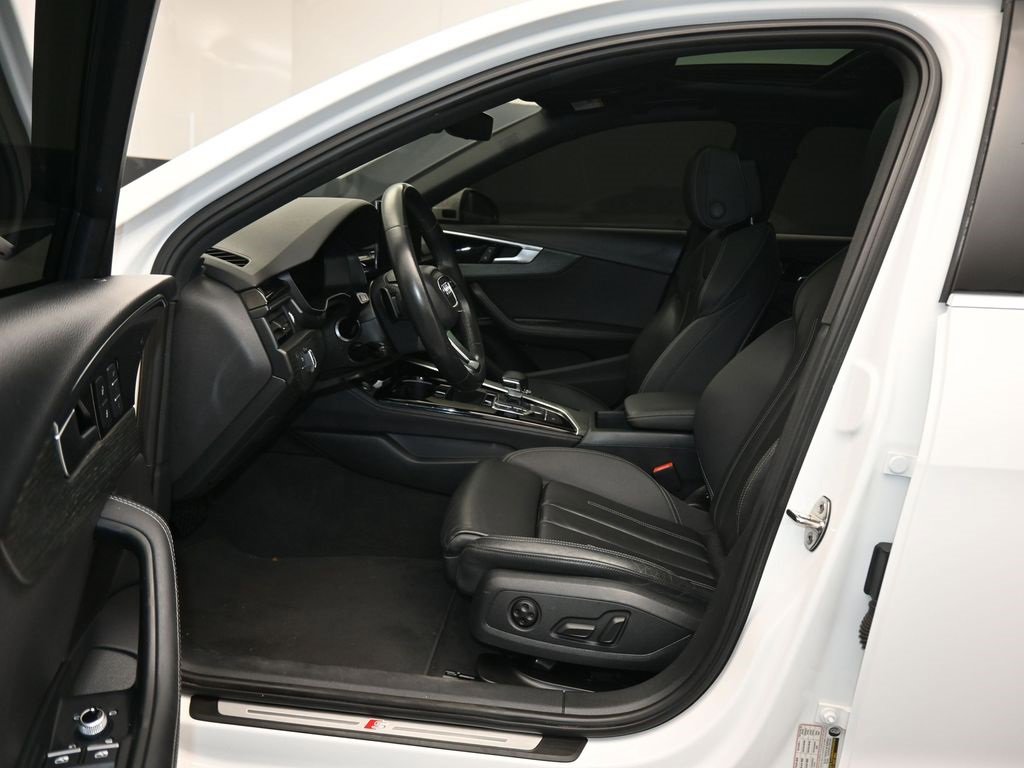 Used 2023 Audi A4 2.0T Premium Plus image 12