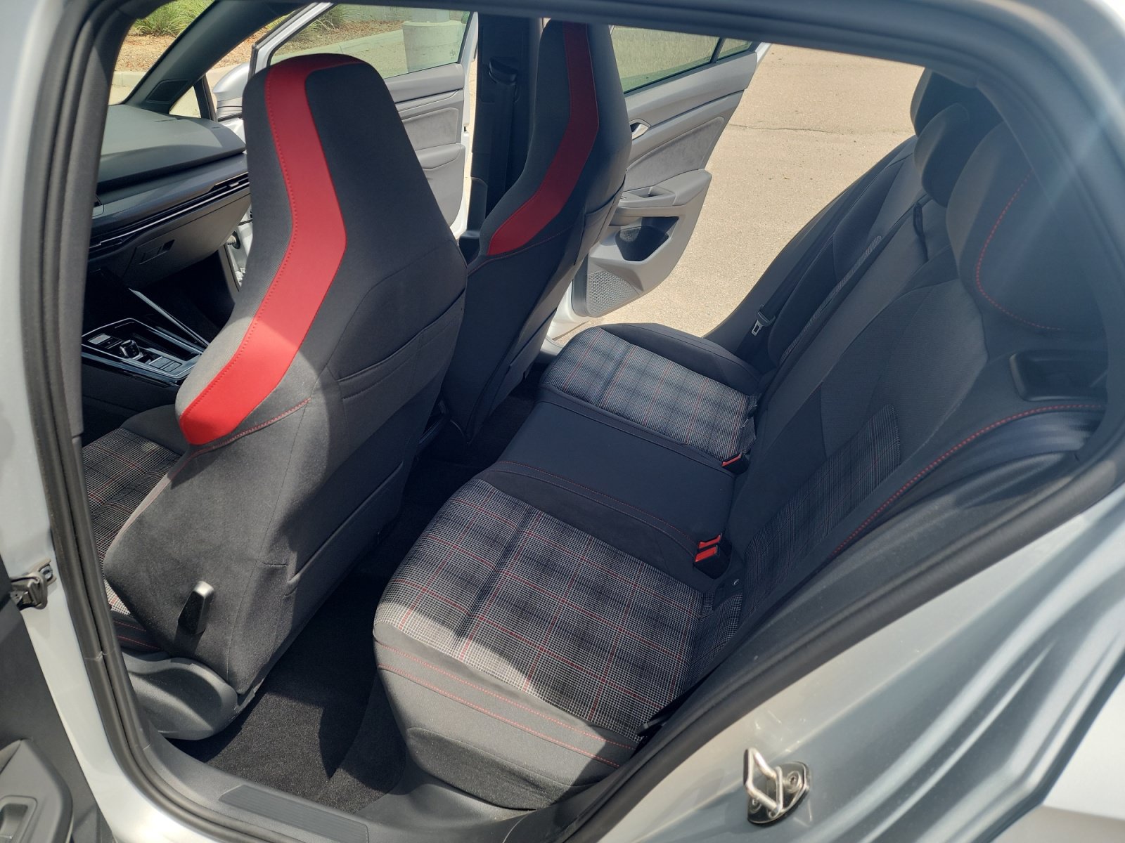 Certified 2024 Volkswagen GTI S FWD image 17