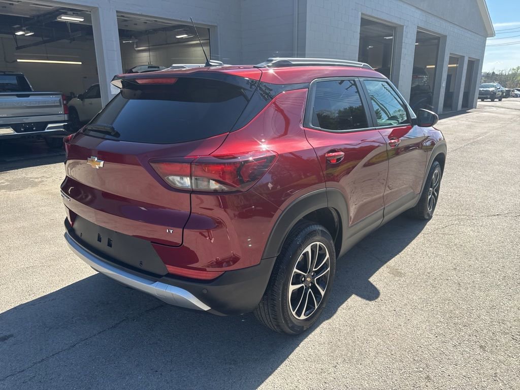 Used 2024 Chevrolet TrailBlazer LT w/ Convenience Package image 3