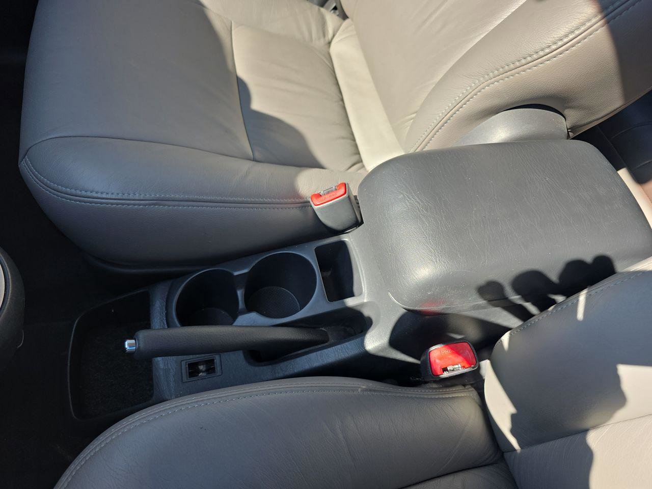 Used 2007 Toyota Matrix XR image 23