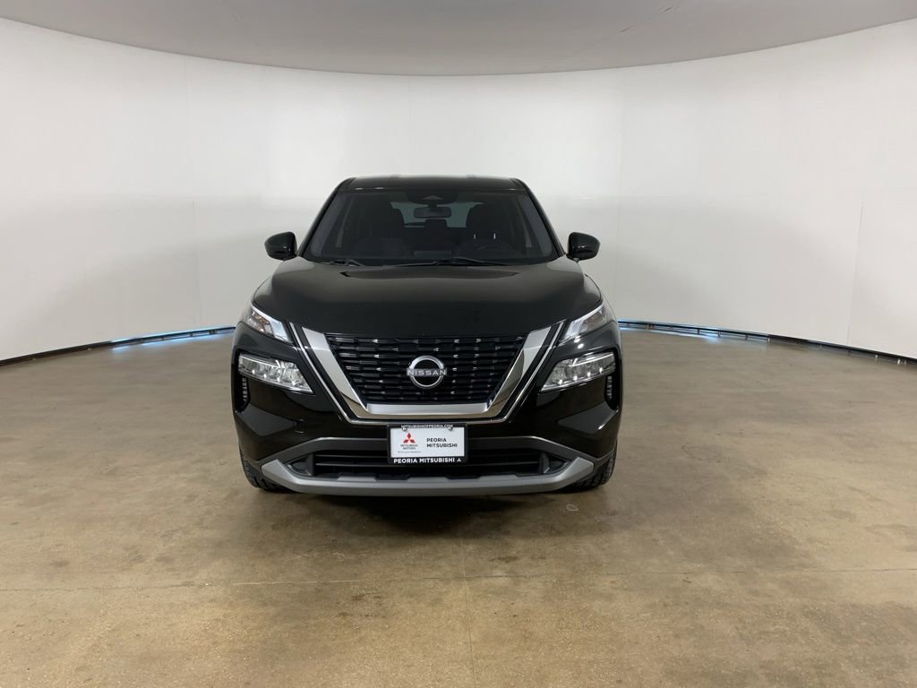 Used 2023 Nissan Rogue SV AWD/4WD image 3