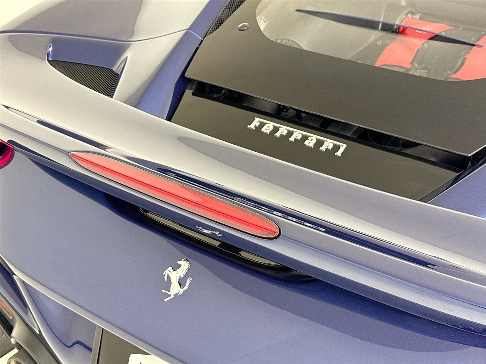 Used 2022 Ferrari F8 Tributo image 35