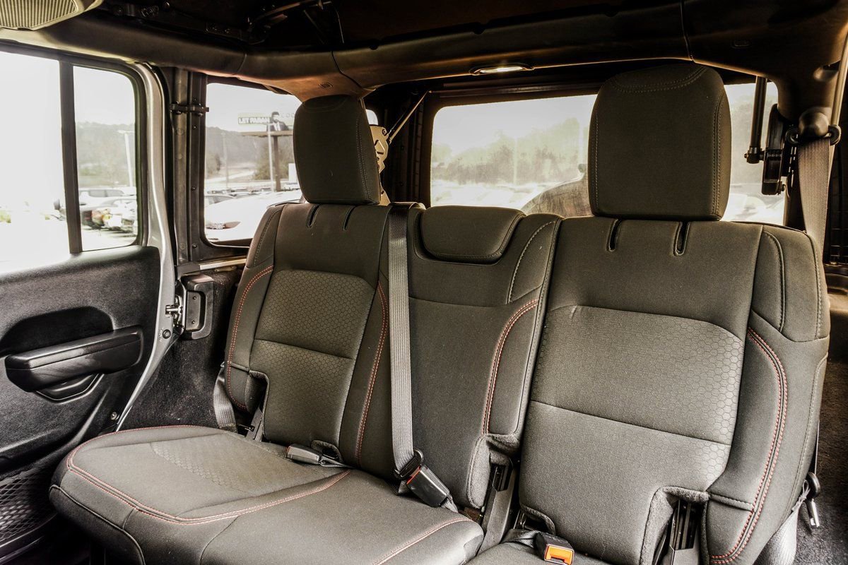 Used 2021 Jeep Wrangler Unlimited Rubicon image 42