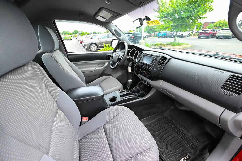Used 2014 Toyota Tacoma 4x4 Regular Cab image 21