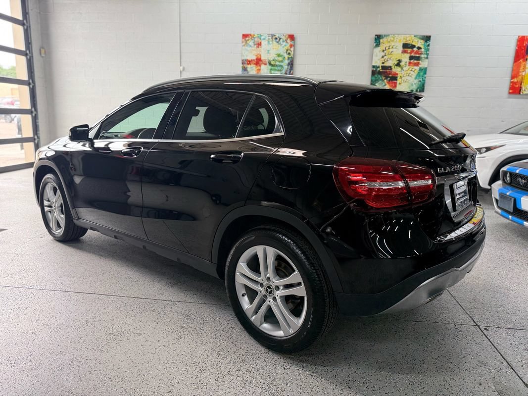 Used 2019 Mercedes-Benz GLA 250 4MATIC image 3