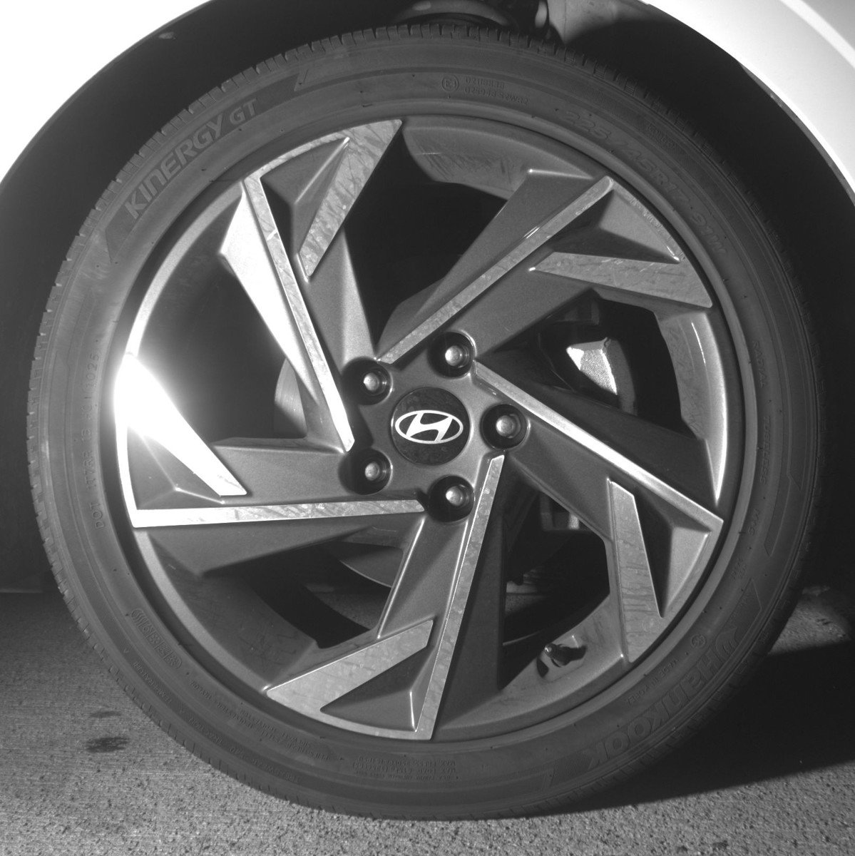 Used 2025 Hyundai Elantra SEL FWD image 13