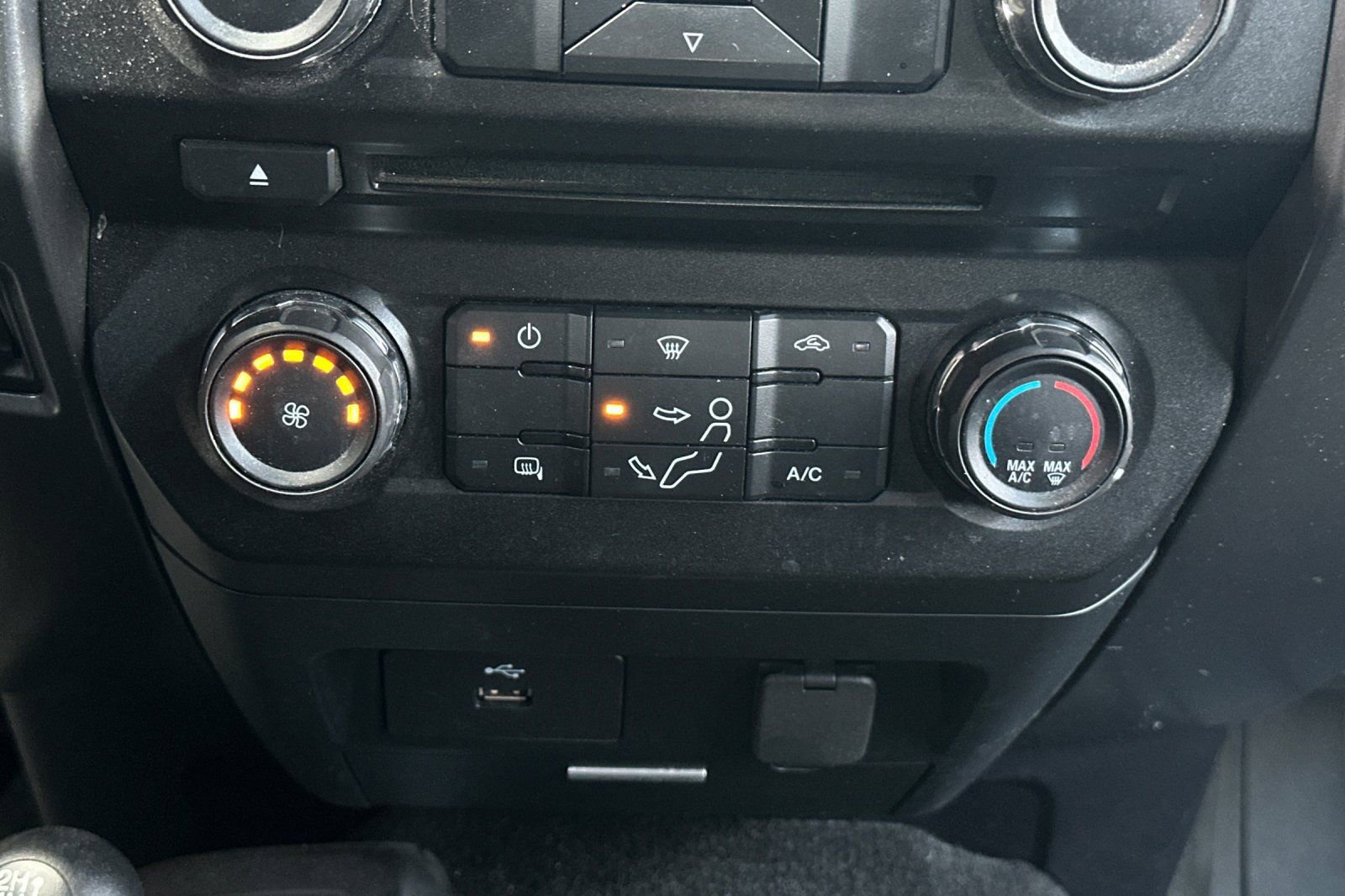 Used 2017 Ford F250 XLT image 25