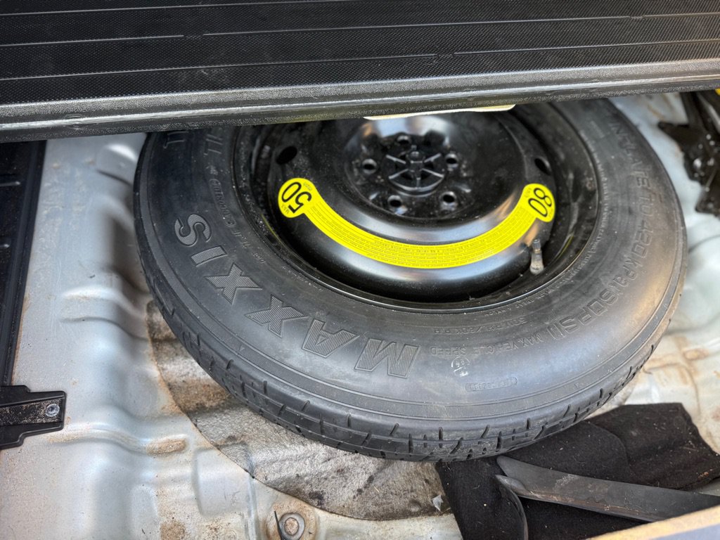 Used 2010 Hyundai Tucson GLS w/ Popular Equipment Pkg 2 FWD image 18