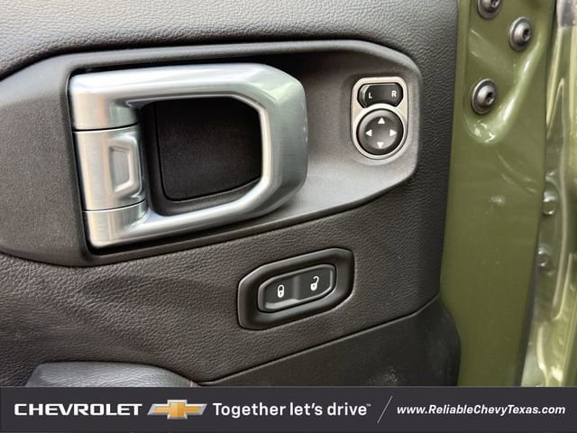 Used 2023 Jeep Gladiator Rubicon w/ LED Lighting Group AWD/4WD image 27