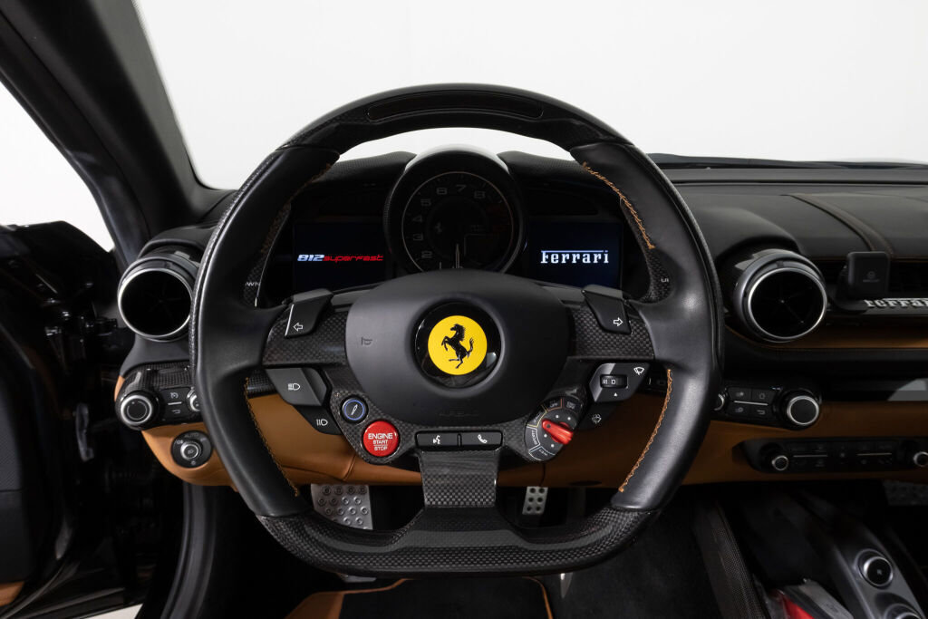 Used 2020 Ferrari 812 Superfast image 33
