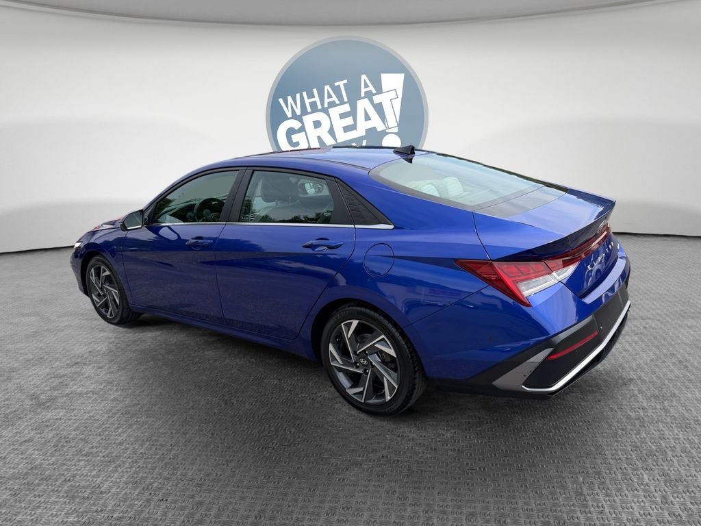 Used 2024 Hyundai Elantra Limited FWD image 6