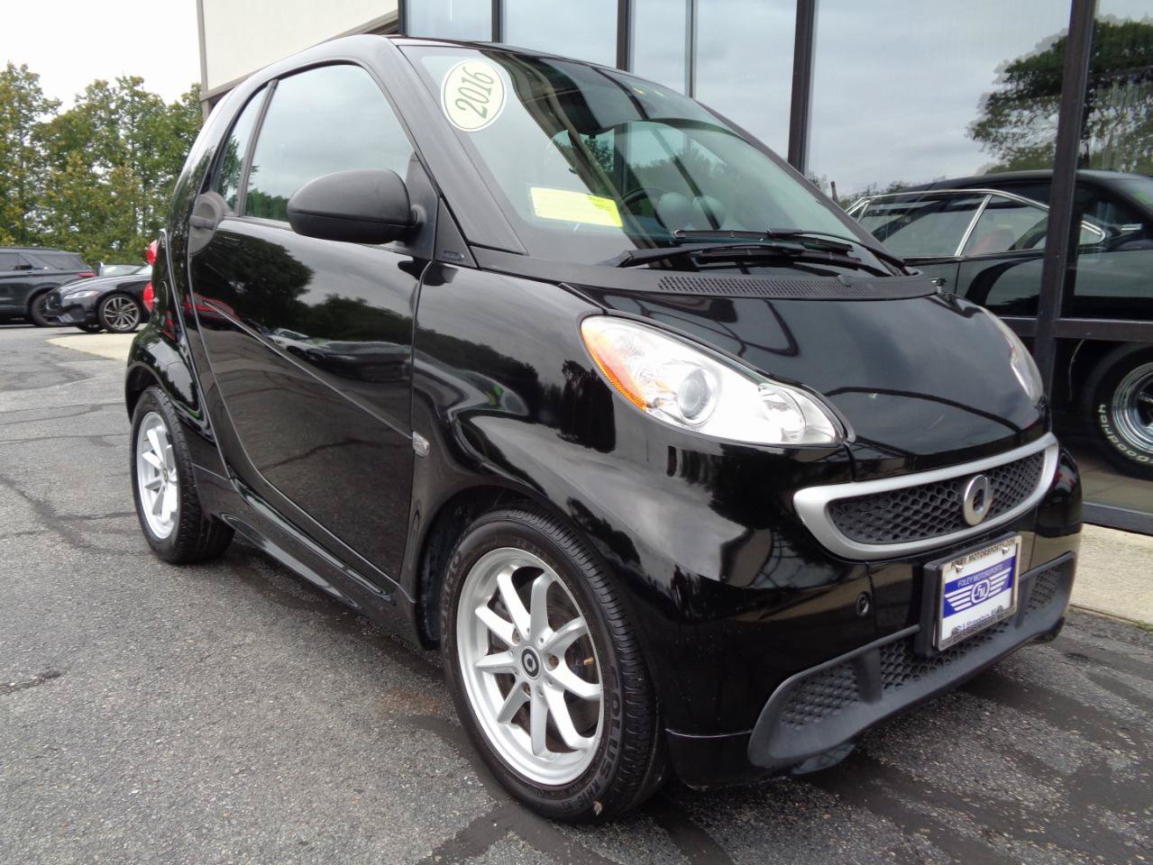 Used 2016 smart fortwo electric drive RWD image 3