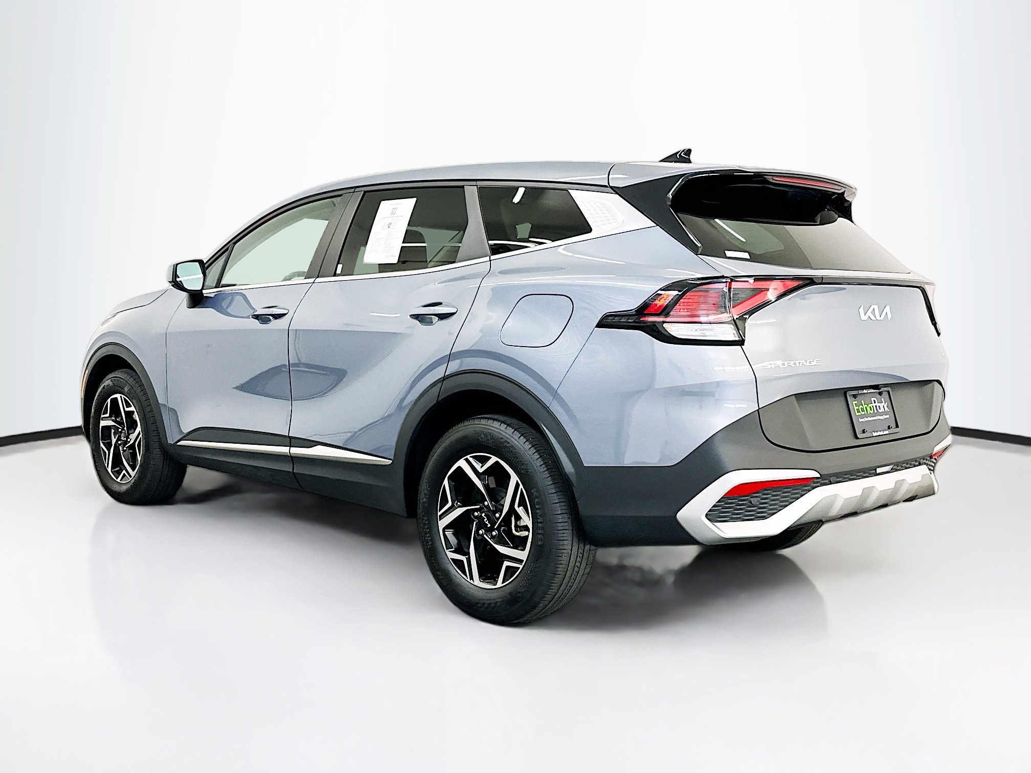 Used 2025 Kia Sportage LX AWD/4WD image 5