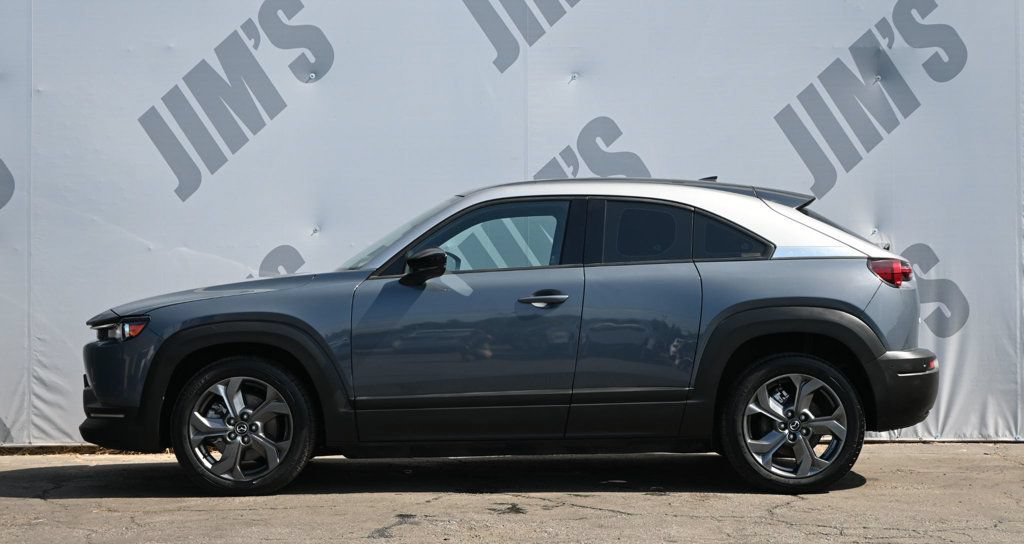 Used 2022 MAZDA MX-30 Electric w/ Premium Plus Pkg FWD image 8