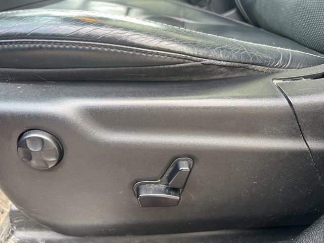 Used 2014 Jeep Grand Cherokee Limited w/ Luxury Group II image 23