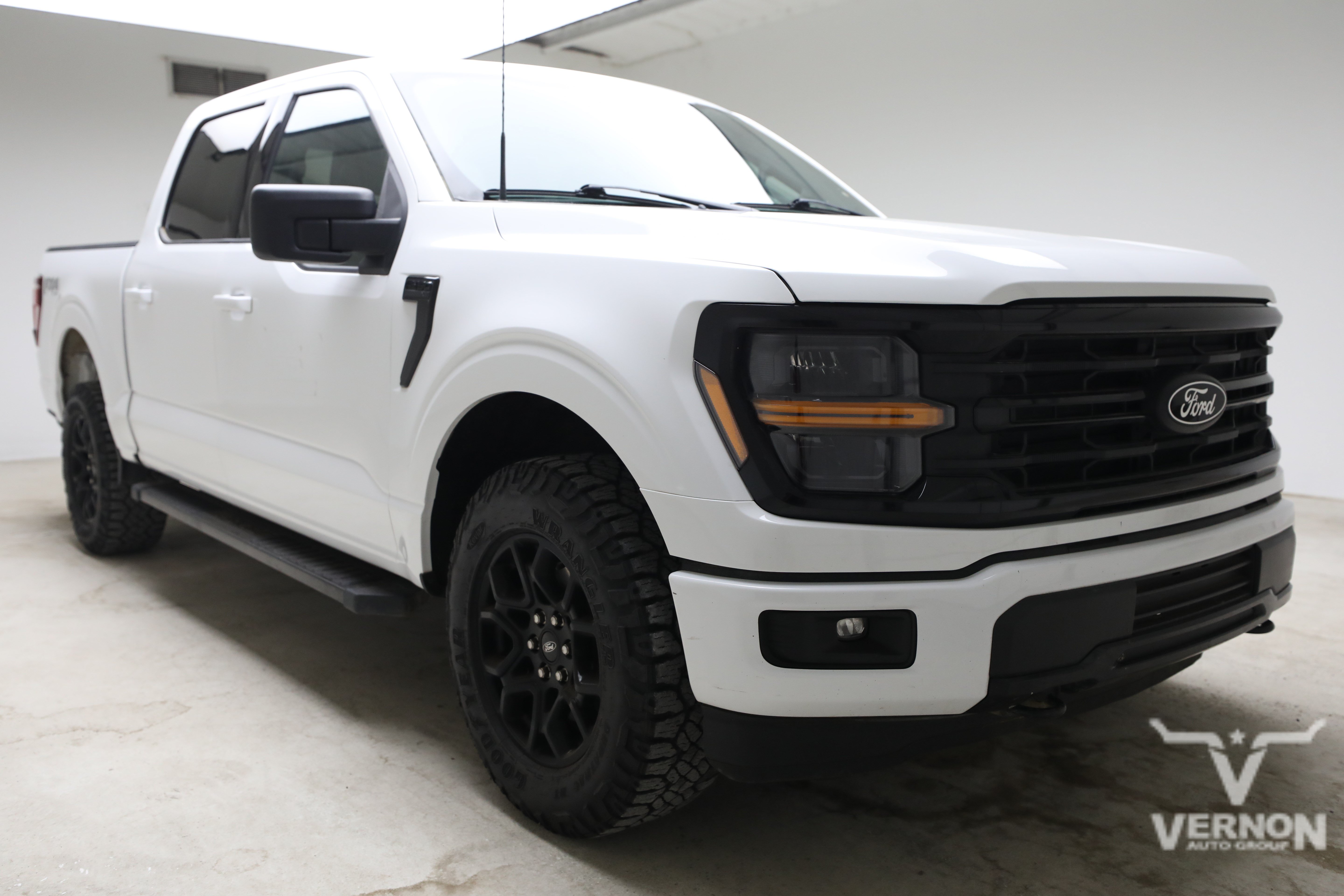 Used 2025 Ford F150 XLT w/ Equipment Group 301A Standard AWD/4WD image 7