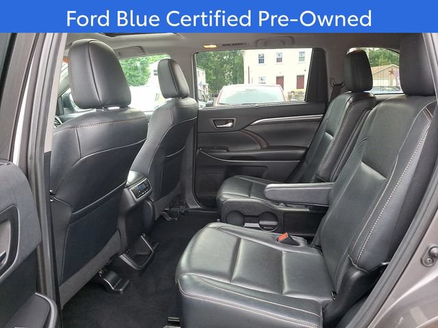 Used 2019 Toyota Highlander Limited AWD/4WD image 12