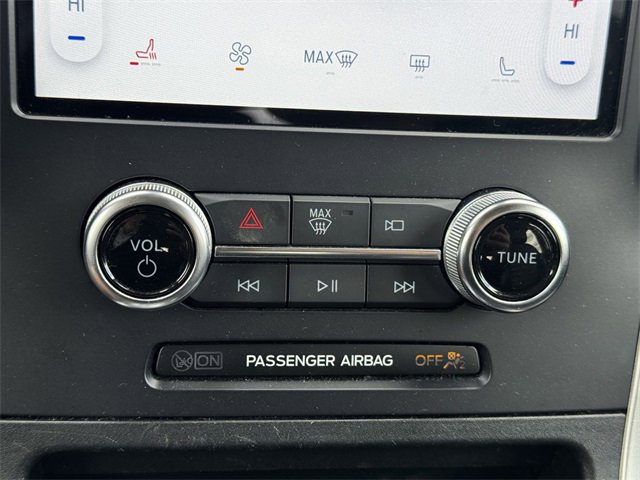 Used 2024 Ford Edge SEL image 33