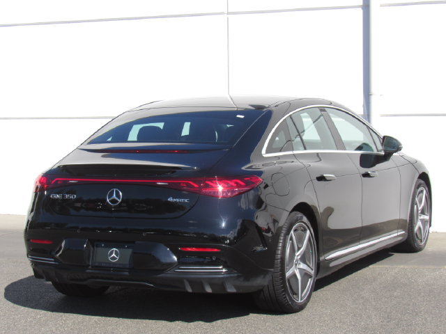 Used 2023 Mercedes-Benz EQE 350+ 4MATIC Sedan w/ Exclusive Trim Package image 6