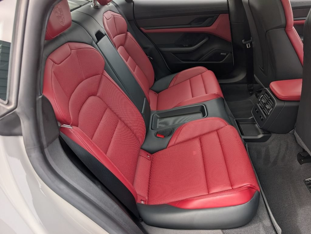 Certified 2024 Porsche Taycan GTS AWD/4WD image 7