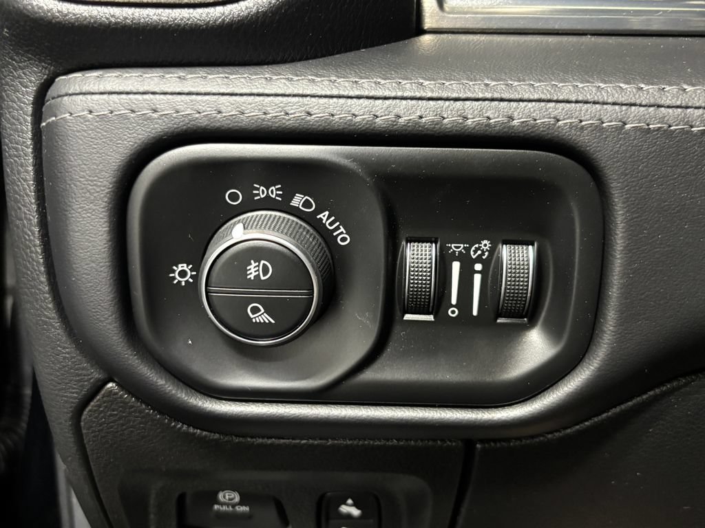 Used 2021 RAM 1500 Limited w/ Night Edition AWD/4WD image 23